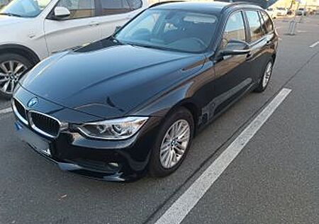 BMW 318d Touring Modern Line Modern Line F31