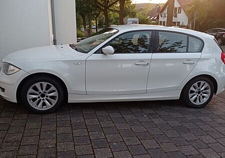 BMW 116i - TÜV, Motor, Kupplung und Injektoren neue