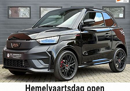 Ligier JS 50 Sport Ultimate Brommobiel STERRENHEMEL NIE