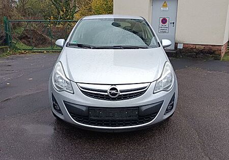 Opel Corsa D Satellite