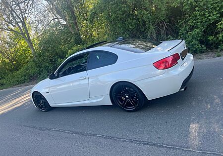 BMW 320 E92 Coupé M -Paket top Zustand