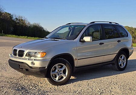 BMW X5 3.0i -