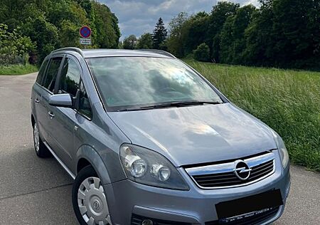 Opel Zafira 1.9 CDTI TÜV 2027