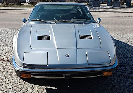 Maserati Indy 4,9