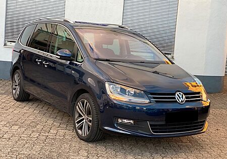 VW Sharan Volkswagen 2.0 TDI *7-Sitzer Panorama/Navi/Bluetooth