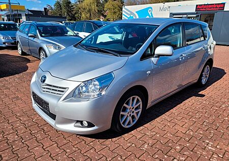 Toyota Verso Executive*XENON*SHZ*RKF*AHK* 7-SITZER*