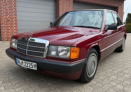 Mercedes-Benz 190E 1.8 -Sammlerzustand-Garagenfahrzeug Note 2
