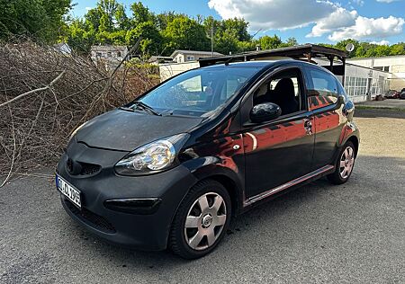 Toyota Aygo (X) Aygo (X) 1,0 3.Hand in einem guten Zustand