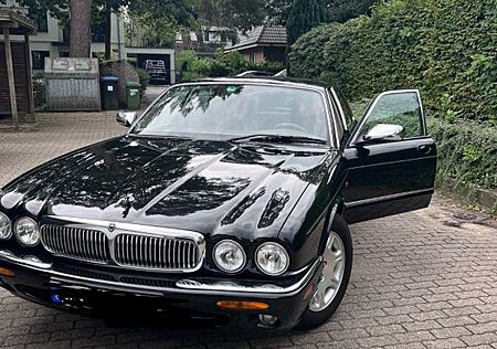 Jaguar XJ Sovereign 4.0 Sovereign