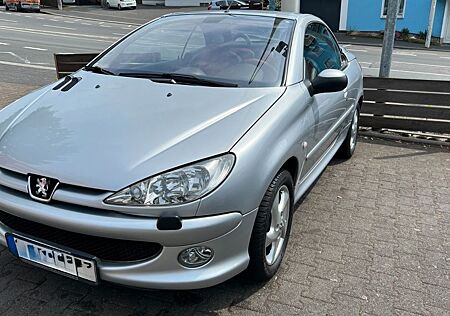 Peugeot 206 CC Platinum 110
