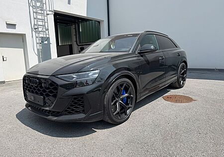 Audi RS Q8 RSQ8 performance **Laser/VMax305/elektr AHK/23**