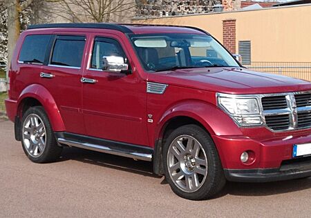 Dodge Nitro SXT 2.8 CRD 4WD Autom.,Sun&Fun
