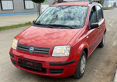 Fiat Panda 1.2 8V Dynamic/KLIMA/CITY-SERVO/5-TÜRER