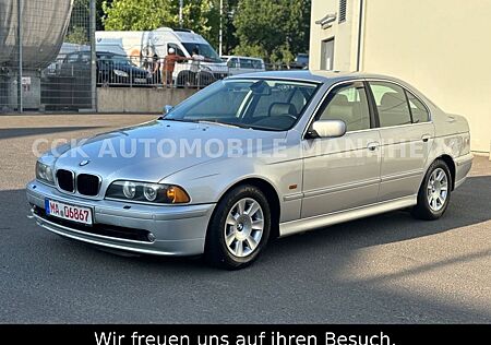 BMW 525d 2.5 Lifestyle /VOLLEDER/NAVI/STANDHZ/SHZ