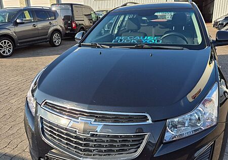 Chevrolet Cruze 1,7 CDTI LT+ EURO 5 AHK ALU KLIMAAUTOMATIK