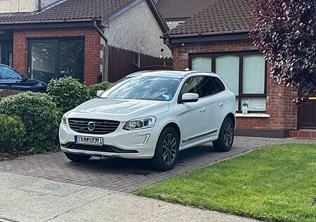 Volvo XC 60 XC60 D4 Summum Vollausstattung Pano/ACC/SH uvm