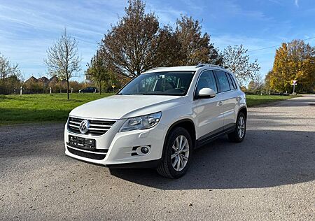 VW Tiguan Volkswagen Sport & Style 4Motion *TÜV NEU*