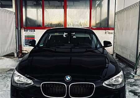 BMW 116d EfficientDynamics Edit. Sport Line Spor...