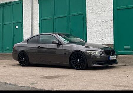 BMW 325i xDrive Coupé -
