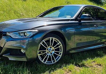 BMW 320d xDrive - M-Sportpaket / Allrad / Gepflegt