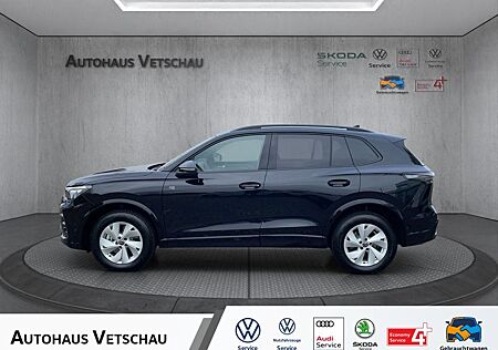 VW Tiguan Volkswagen R-Line 2.0 TDI 4Motion Bluetooth Navi LED