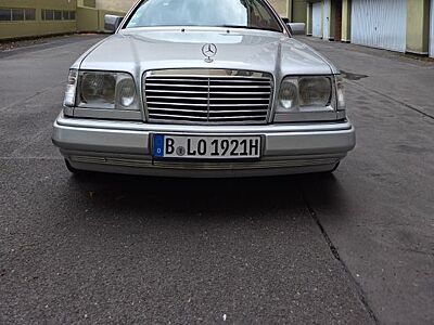 Mercedes-Benz CE 220