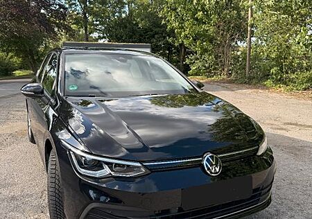 VW Golf Volkswagen 1.5 eTSI OPF 110kW DSG Style Variant Style