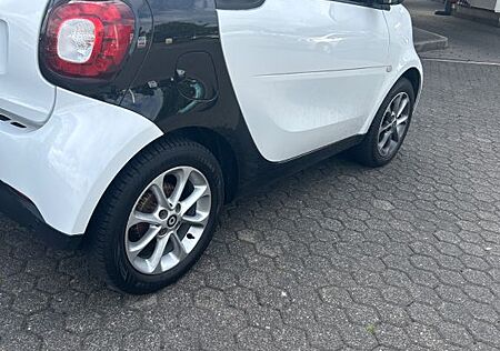 Smart ForTwo cabrio 0.9 66kW BRABUS edition Nr. 2 ...