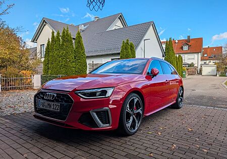 Audi A4 40 TFSI S line quattro Pano, RVC, 8-fach