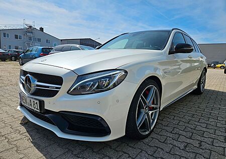 Mercedes-Benz C 63 AMG C 63S AMG - Performance Sitze - Pano - HUD