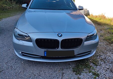 BMW 550i -