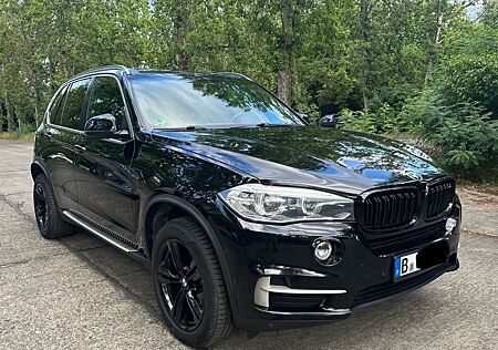 BMW X5 xDrive30d F15 AHK Harman Kardon Standheizung