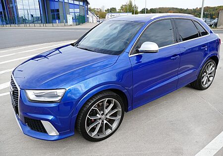 Audi RS Q3 RSQ3 2.5TFSI S tronic quattro NAVI PANO AHK