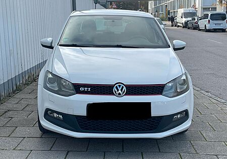 VW Polo Volkswagen *|GTI|* /NUE TÜV/ Navi/ DSG/PDC/Sitzh./Bi-Xenon