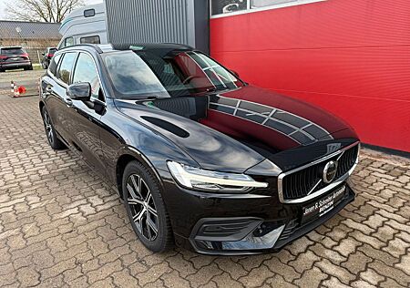 Volvo V60 Kombi Core Kamera Carplay SHZ + LHZ