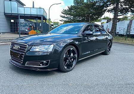 Audi A8 L 4.2 FSI tiptronic quattro -