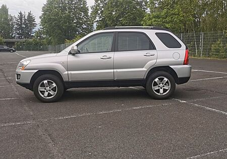 Kia Sportage 2.0 - 141 PS - 140000 km mit AHK