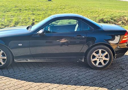 Mercedes-Benz SLK 200