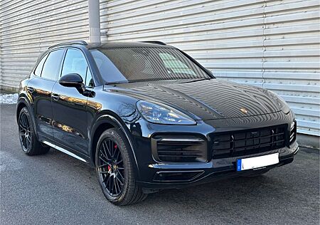 Porsche Cayenne GTS Chrono Matrix Bose Pano HeadUp