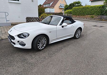 Fiat 124 Spider
