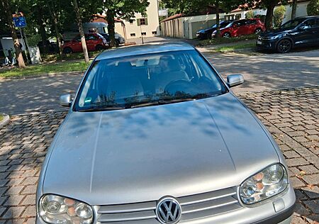 VW Golf Volkswagen 1.6 Auto Basis Basis