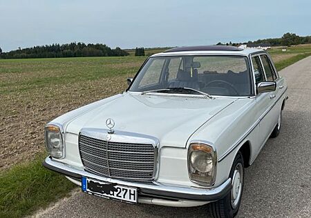Mercedes-Benz Strich 8 W114/115