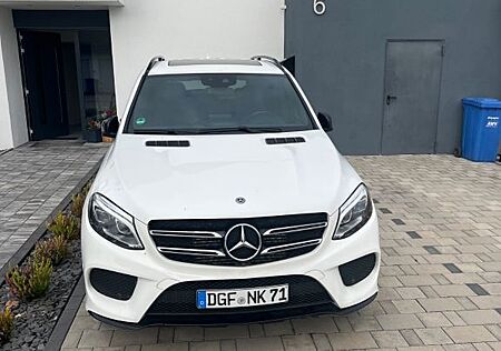 Mercedes-Benz GLE 350 4MATIC AMG-Line Exterieur *Top Zust.& Ausst.!