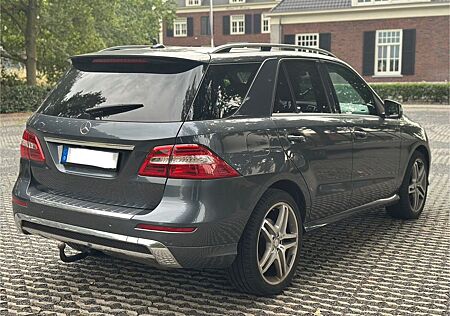 Mercedes-Benz ML 350 BlueTEC 4MATIC - MB-Scheckheft + HU + AMG