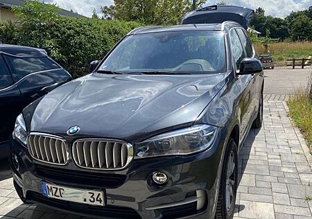 BMW X5 xDrive40d -