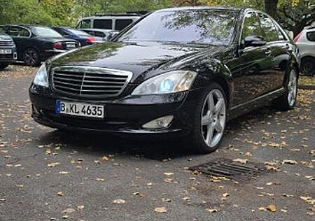 Mercedes-Benz S 320 CDI -