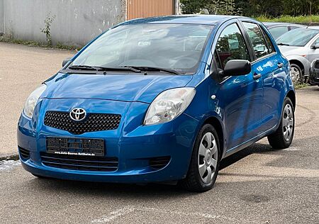 Toyota Yaris Cool