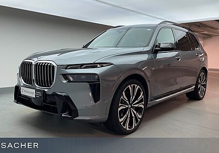 BMW X7 xDrive40d A M-Sport,SkyLou,AHK,DAProf,Standh