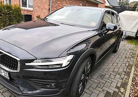 Volvo V60 CC V60 Cross Country B5 AWD Geartronic -