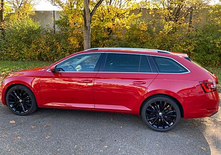 Skoda Superb 2.0 TDI DSG TÜV 19.11.24 ohne Mängel